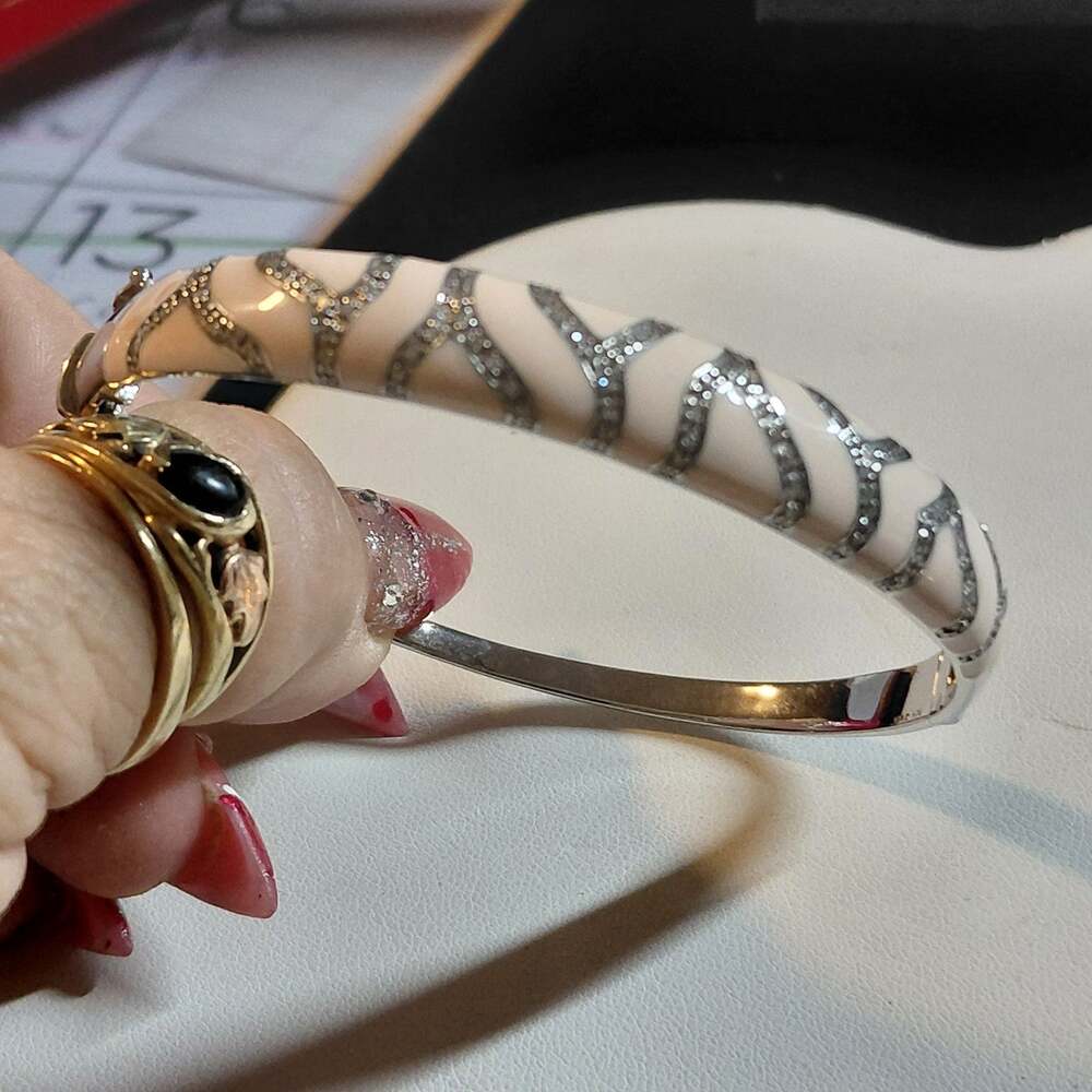 zebra HINGED Bangle Bracelet Sterling Silver BEAUTIFUL blingy sparkly bracelet
